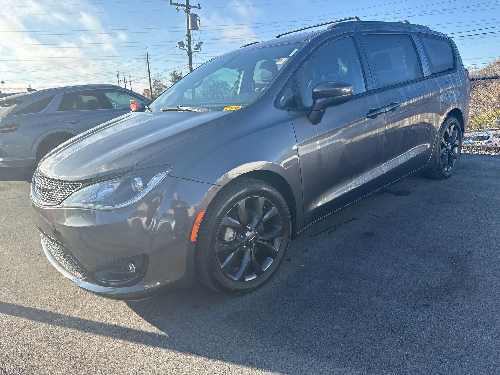 Used 2018 Chrysler Pacifica Touring-L Plus