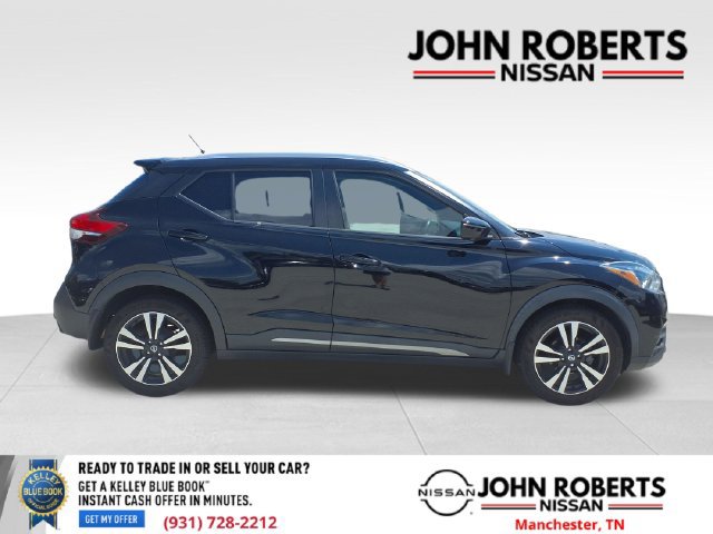 Used 2019 Nissan Kicks SR w/ SR Premium Package FWD image 27
