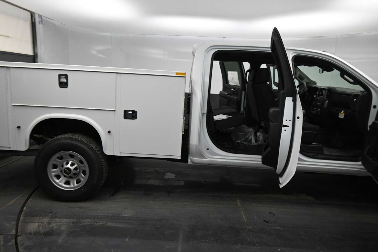 Used 2024 Chevrolet Silverado 3500 W/T w/ WT Convenience Package AWD/4WD image 22