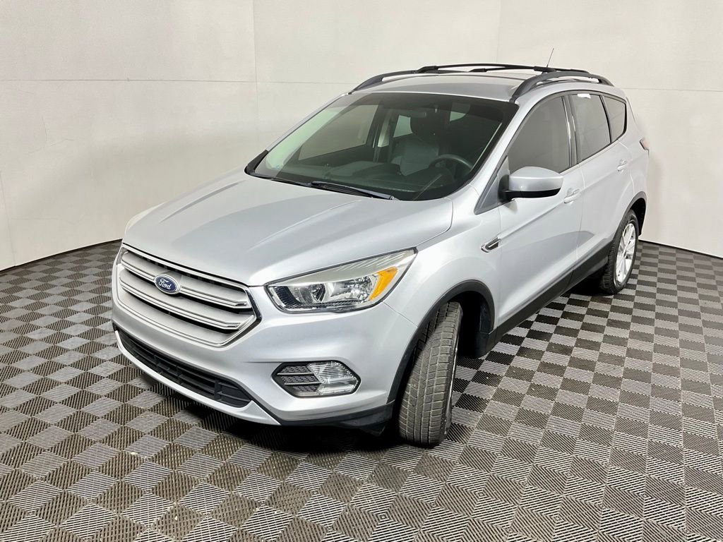 Used 2018 Ford Escape SE w/ SE Sync 3 Package image 9