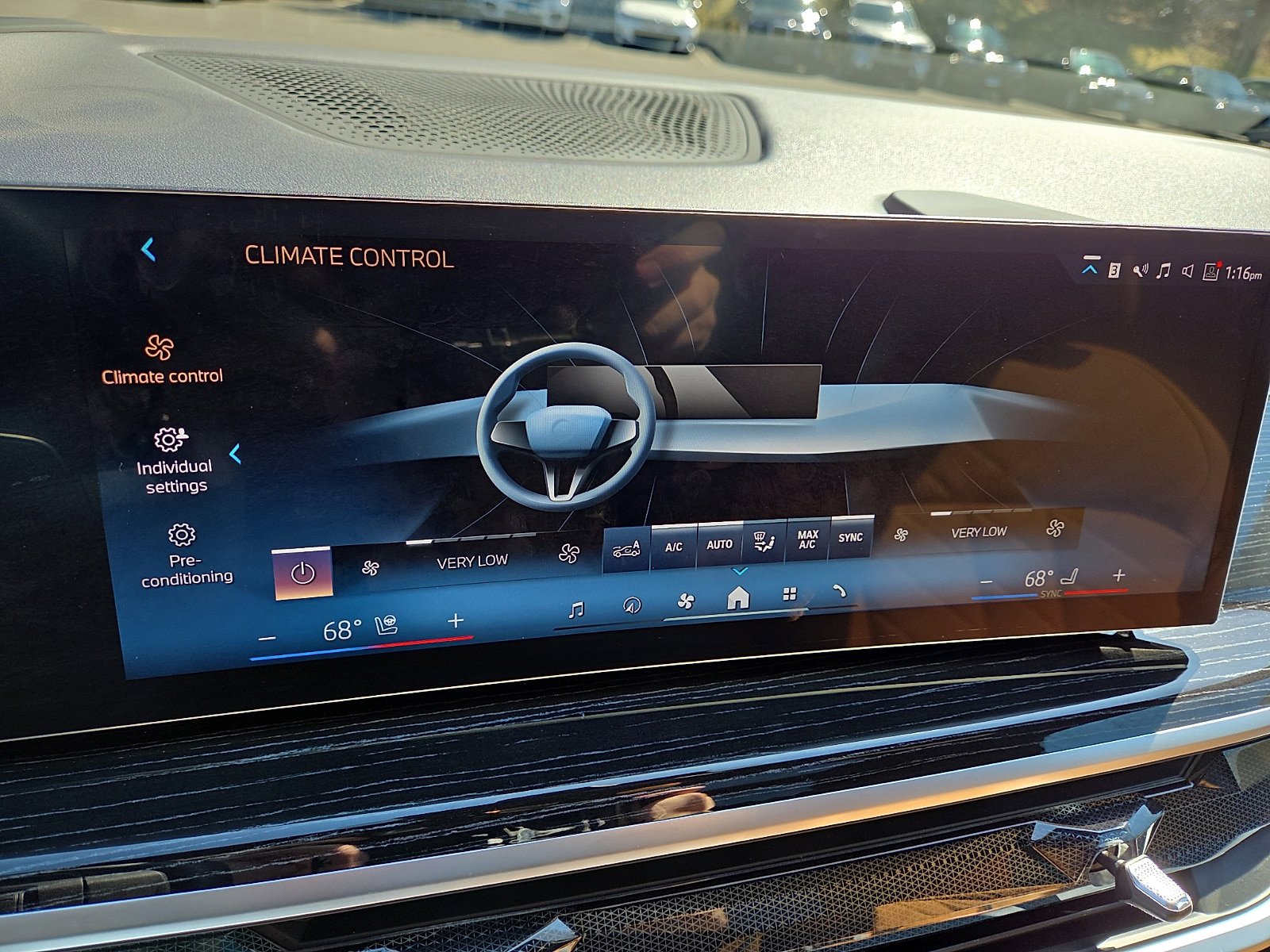 Used 2026 BMW X7 xDrive40i w/ M Sport Package AWD/4WD image 18
