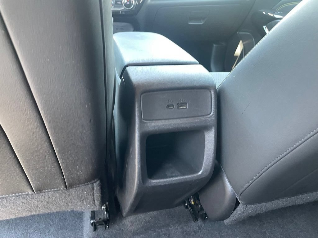Used 2025 Chevrolet Trax LT FWD image 25