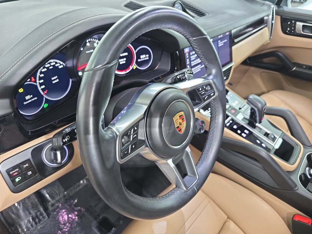Used 2019 Porsche Cayenne S AWD/4WD image 4