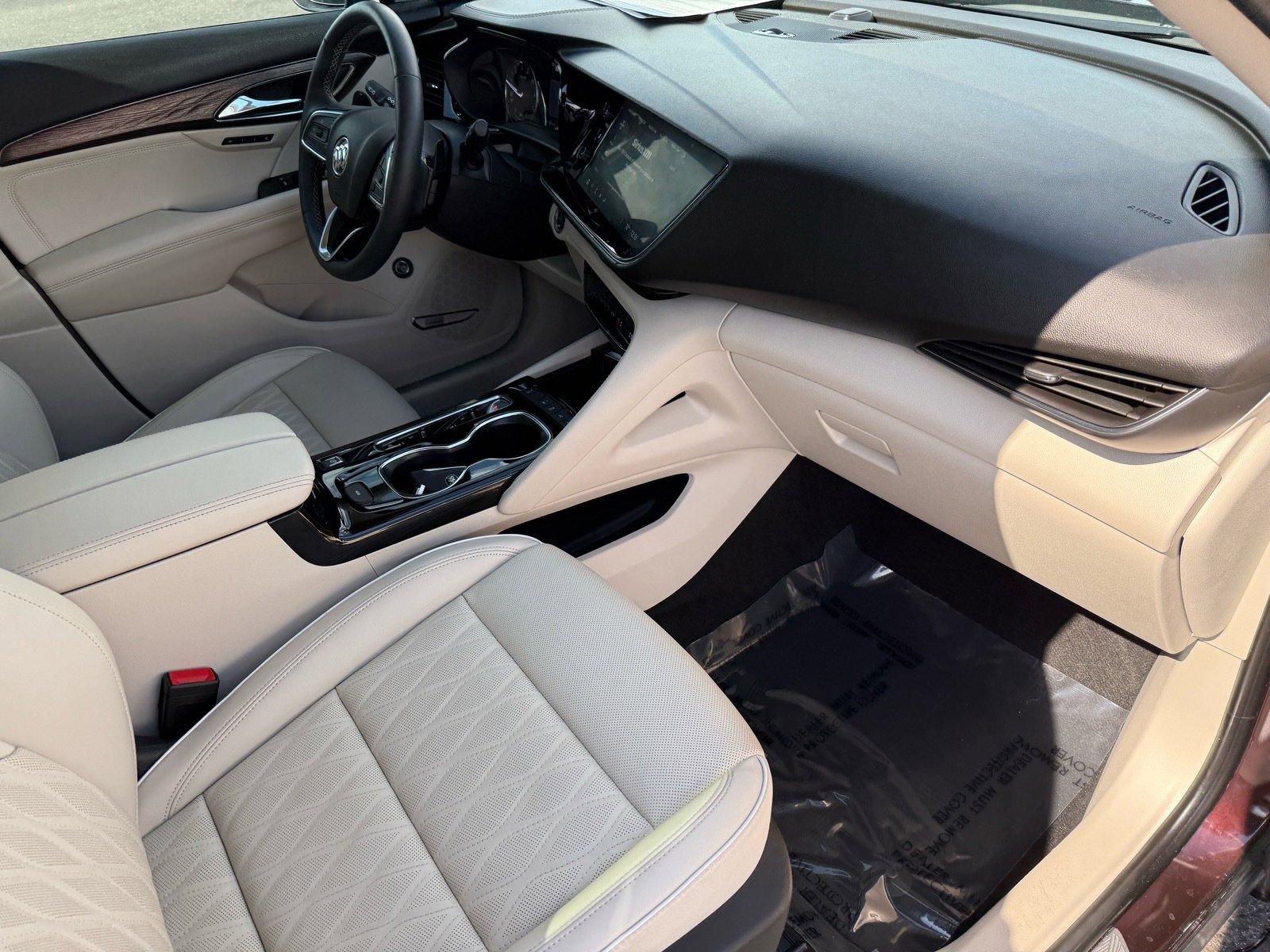 Used 2022 Buick Envision Avenir w/ Technology Package II image 11