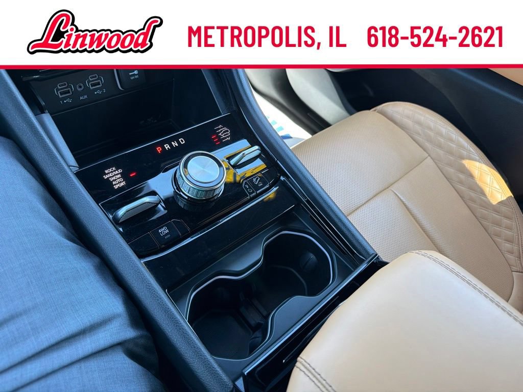 Used 2025 Jeep Grand Cherokee Summit AWD/4WD image 29