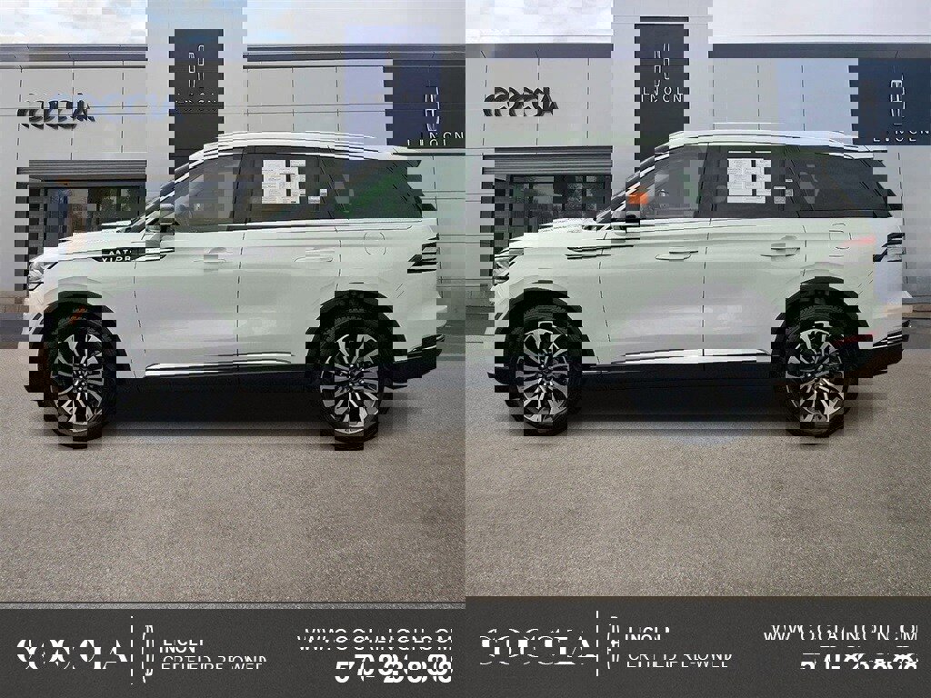 Certified 2023 Lincoln Aviator AWD w/ Premium Package image 7