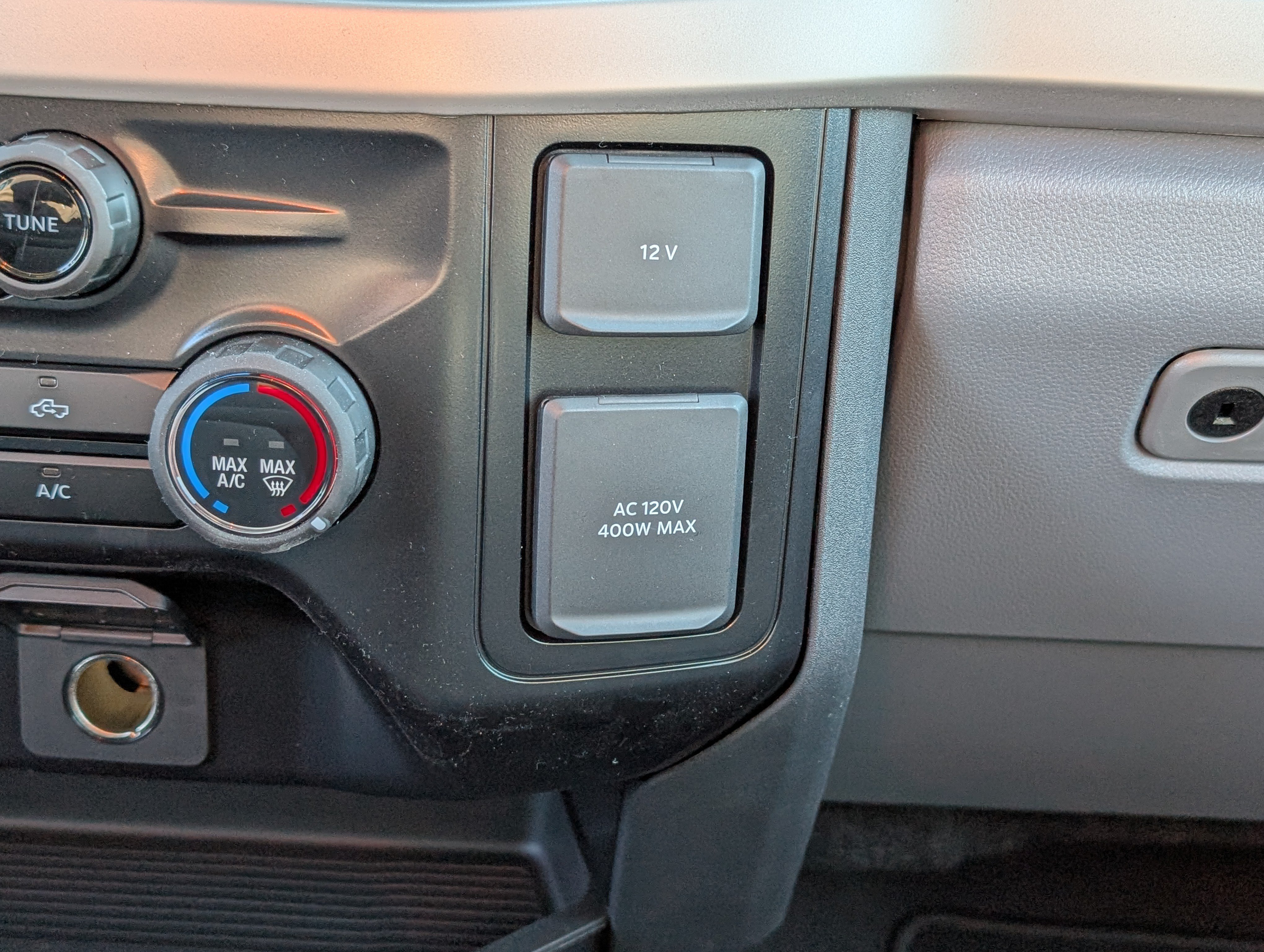 New 2026 Ford F250 XL w/ STX Appearance Package AWD/4WD image 19