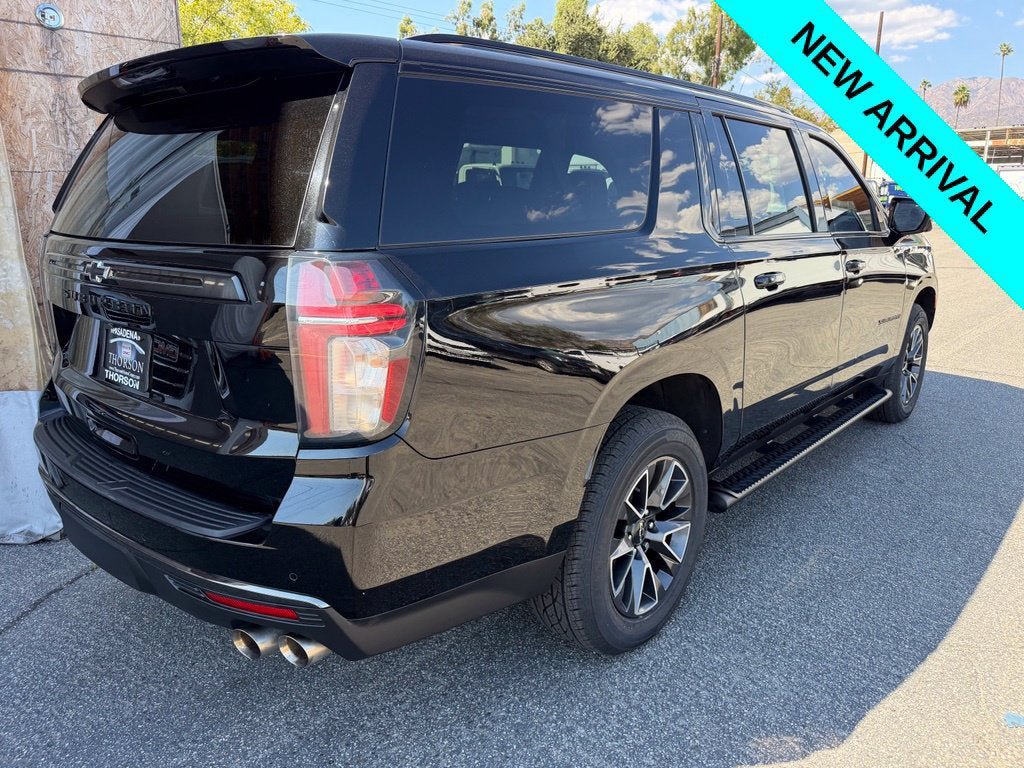 Used 2022 Chevrolet Suburban Z71 w/ Off-Road Capability Package AWD/4WD image 3