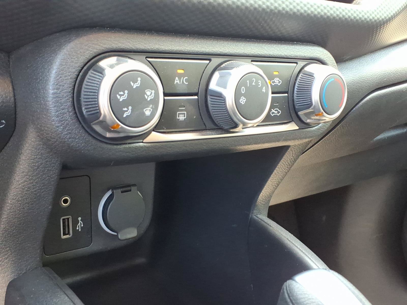 Used 2024 Nissan Kicks S FWD image 15