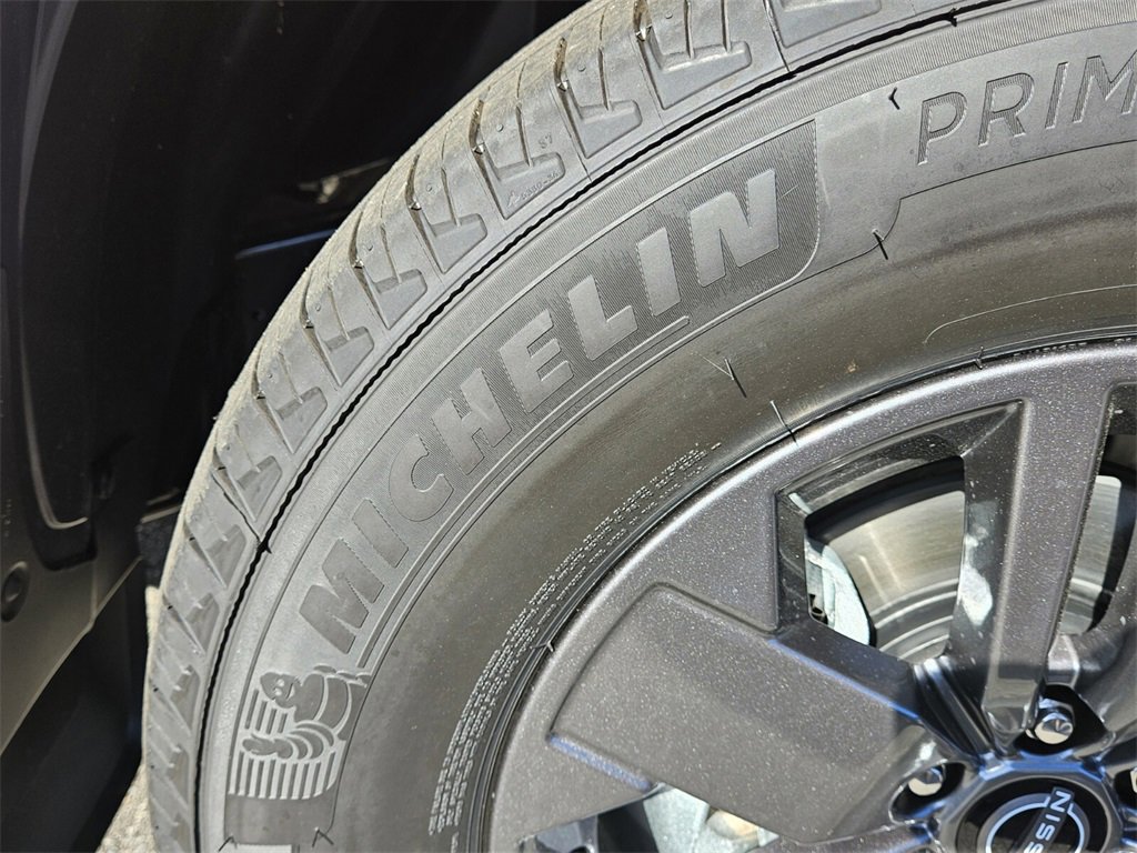 New 2026 Nissan Frontier SV image 14