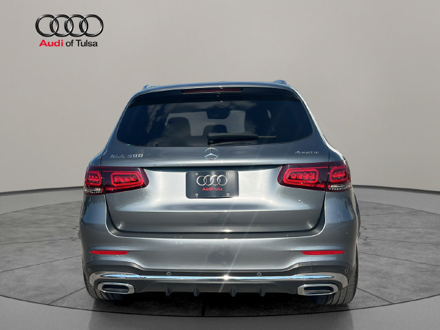 Used 2021 Mercedes-Benz GLC 300 4MATIC image 4
