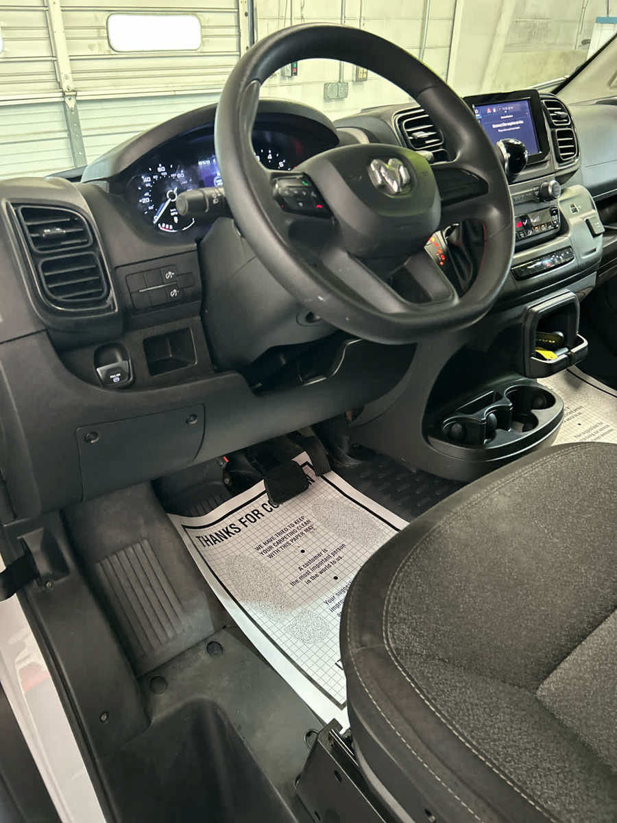 Used 2023 RAM ProMaster 2500 FWD image 9