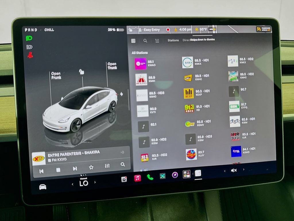 Used 2023 Tesla Model 3 Standard Range RWD image 11