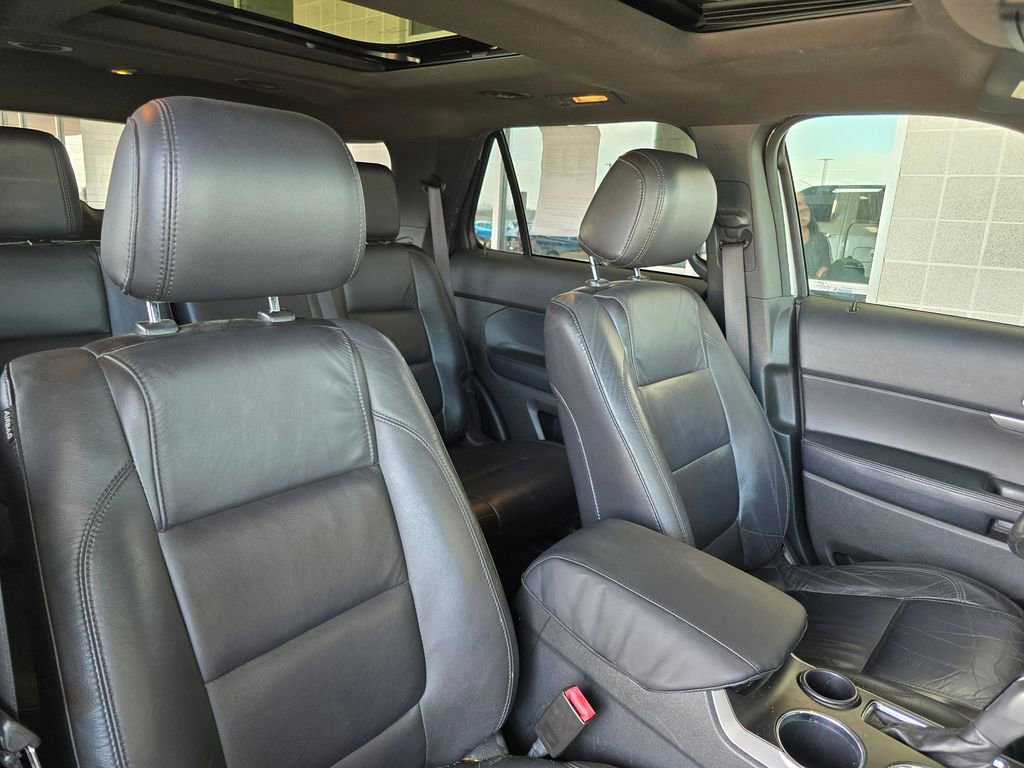 Used 2014 Ford Explorer XLT w/ Equipment Group 202A image 15