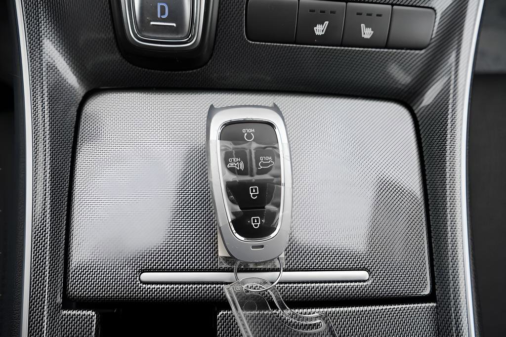 Certified 2023 Hyundai Santa Fe SEL AWD/4WD image 37