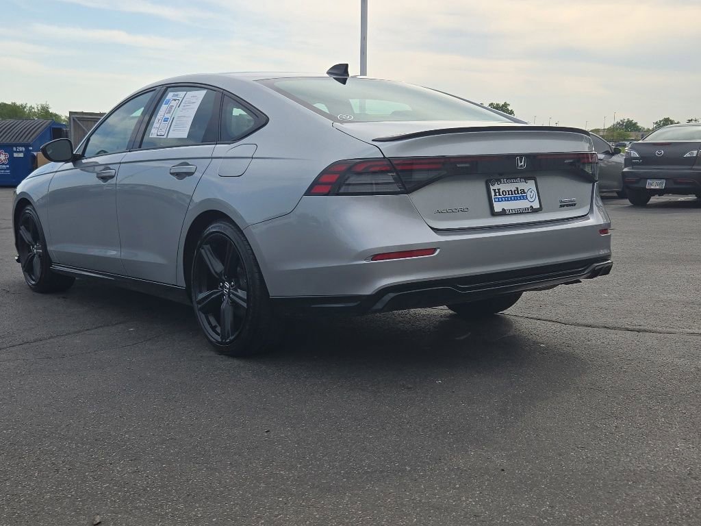 Used 2025 Honda Accord Sport image 5