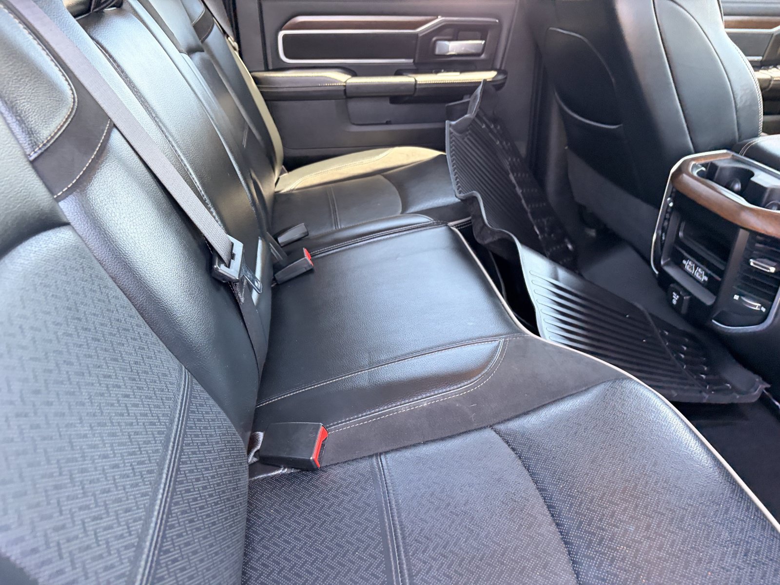 Used 2022 RAM 2500 Laramie AWD/4WD image 14