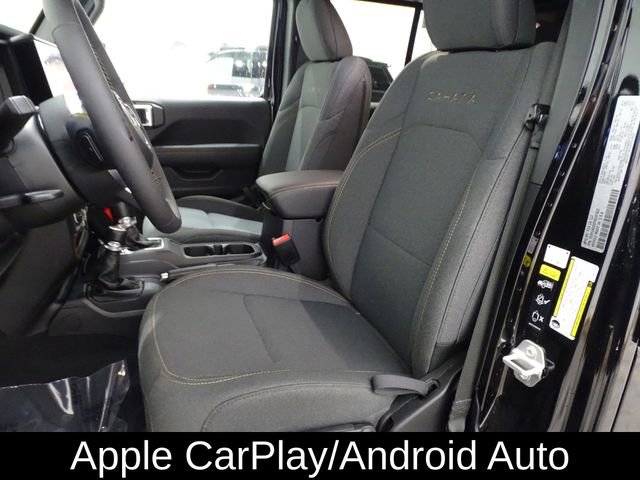 Used 2024 Jeep Wrangler Sahara image 10