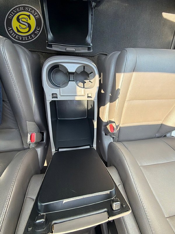Used 2014 Honda Odyssey Touring image 29