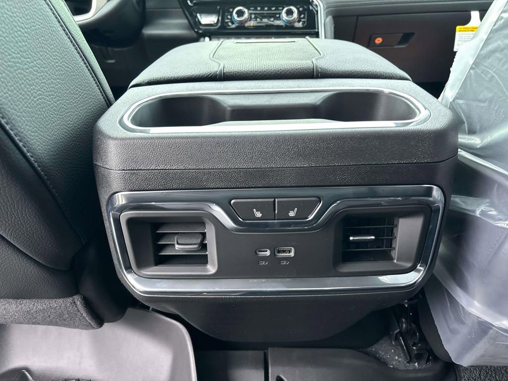 New 2026 GMC Sierra 3500 Denali w/ Denali Reserve Package image 6