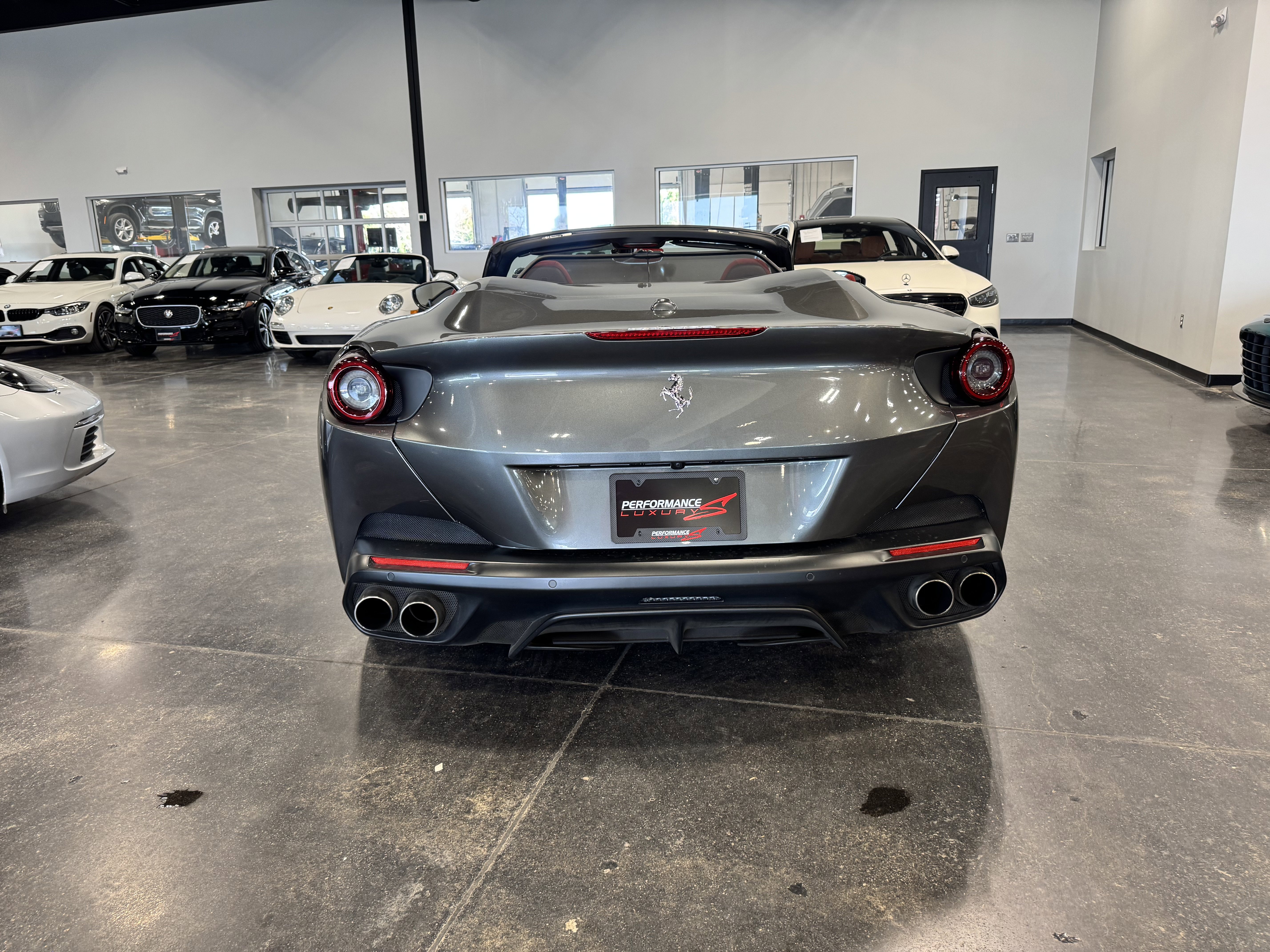 Used 2020 Ferrari Portofino image 21