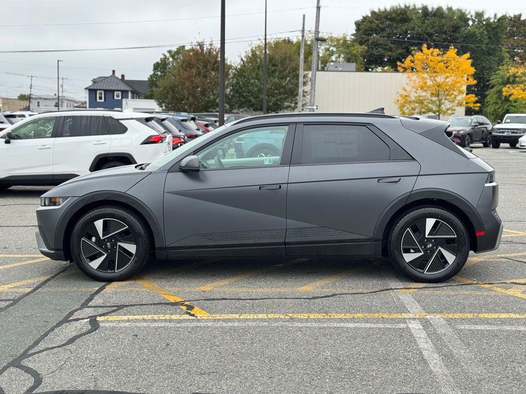 New 2025 Hyundai Ioniq 5 SEL AWD/4WD image 2