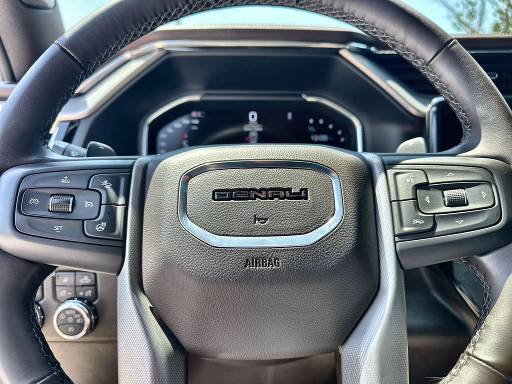 Used 2025 GMC Sierra 1500 Denali w/ Denali Reserve Package AWD/4WD image 33