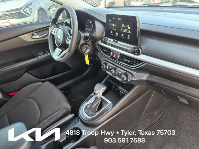 Certified 2021 Kia Forte Sedan FWD image 11