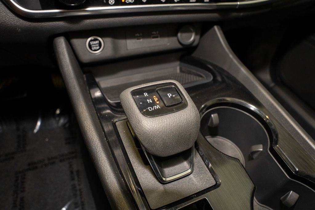 Used 2023 Nissan Rogue SV w/ SV Premium B Package image 18