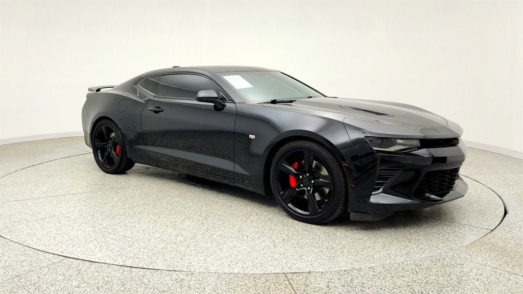 Used 2017 Chevrolet Camaro SS RWD image 3