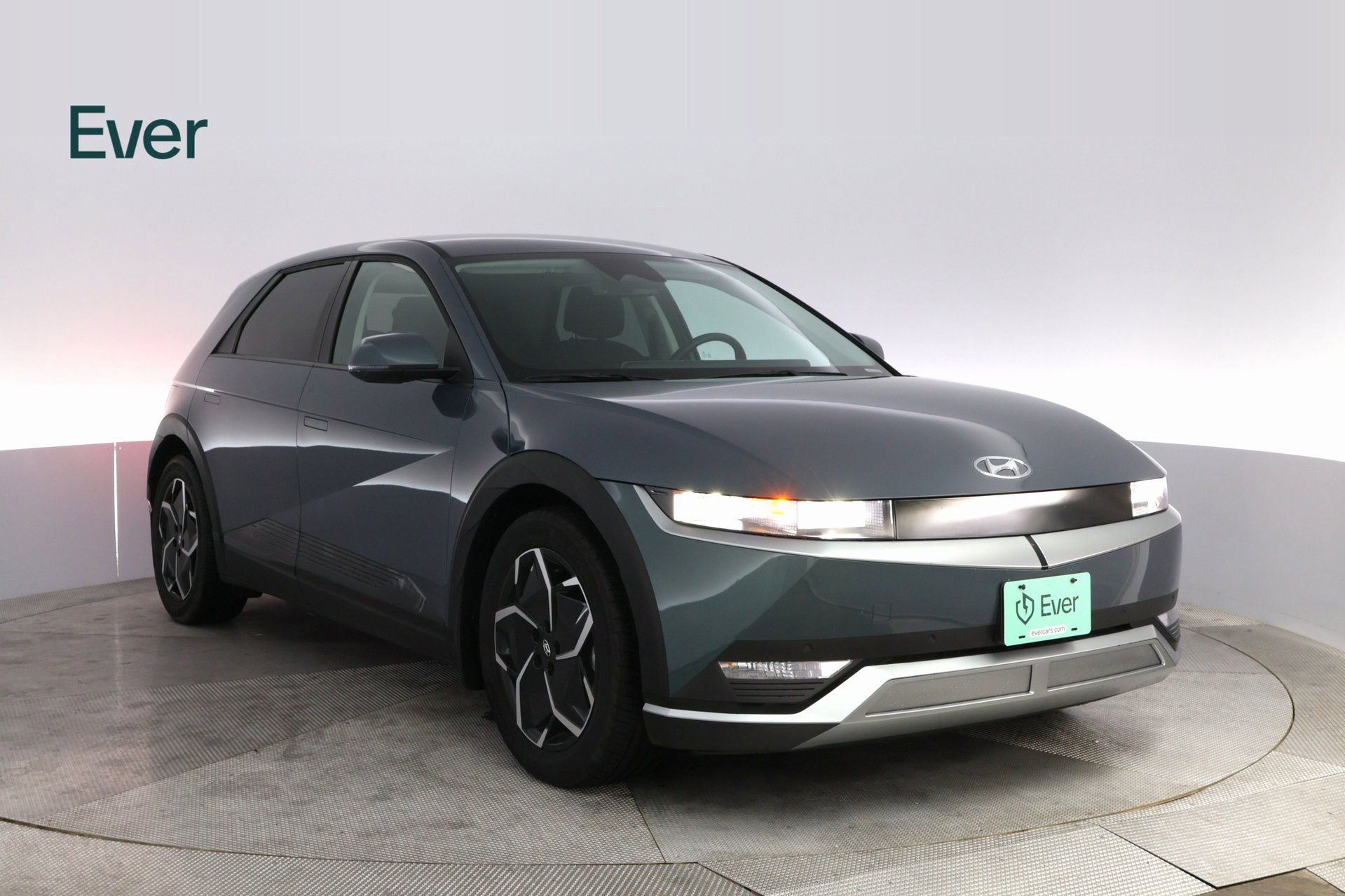 Used 2024 Hyundai Ioniq 5 SEL image 4