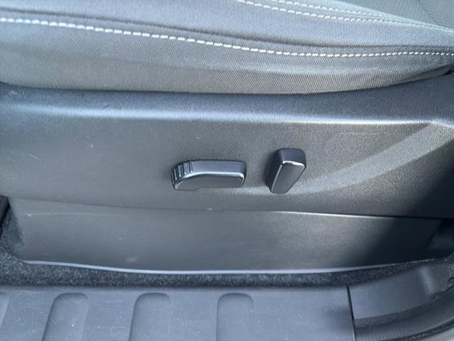 Used 2024 Nissan Frontier SV w/ SV Convenience Package image 13