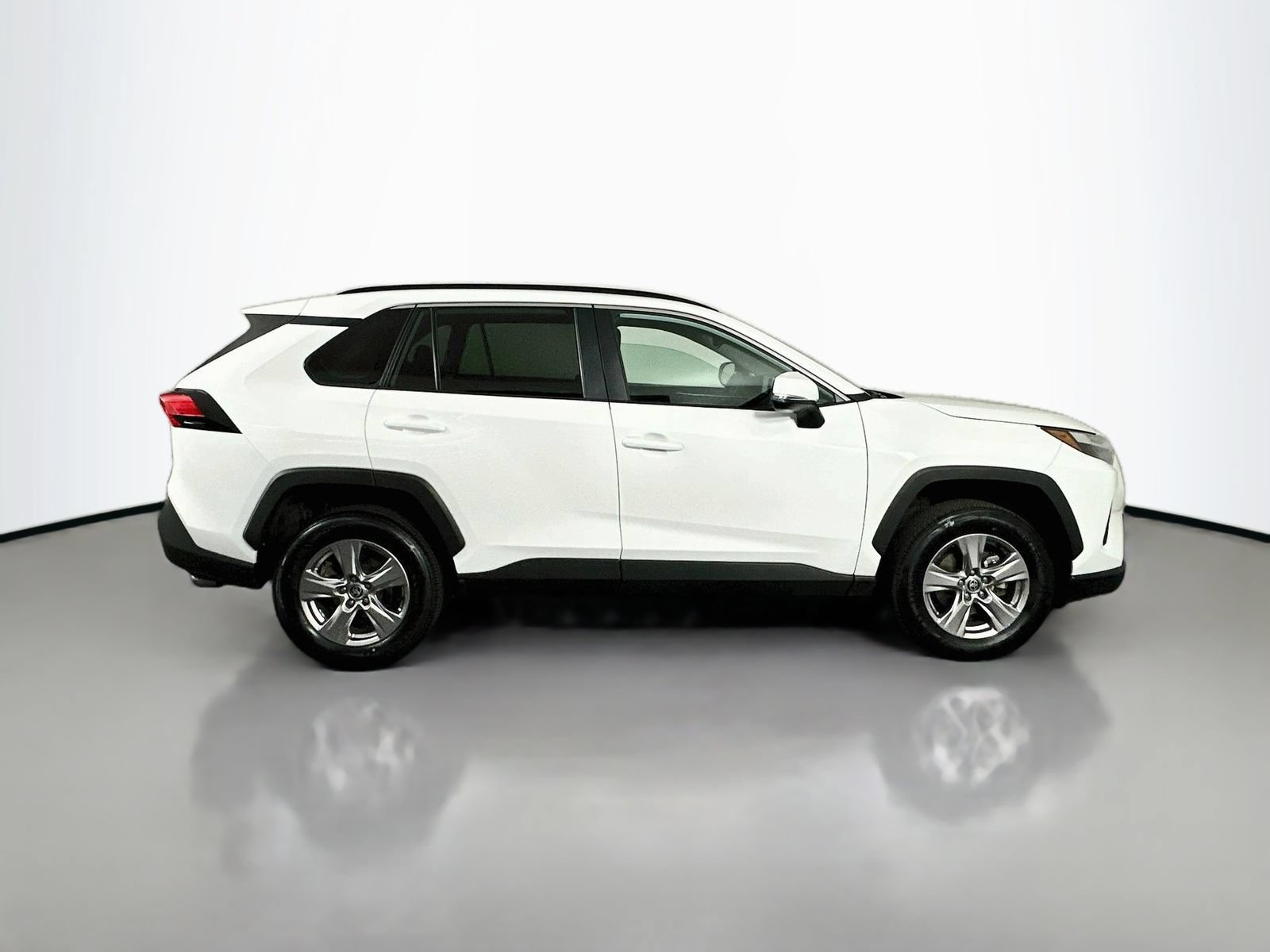 Used 2023 Toyota RAV4 XLE w/ XLE Grade Weather Package AWD/4WD image 9