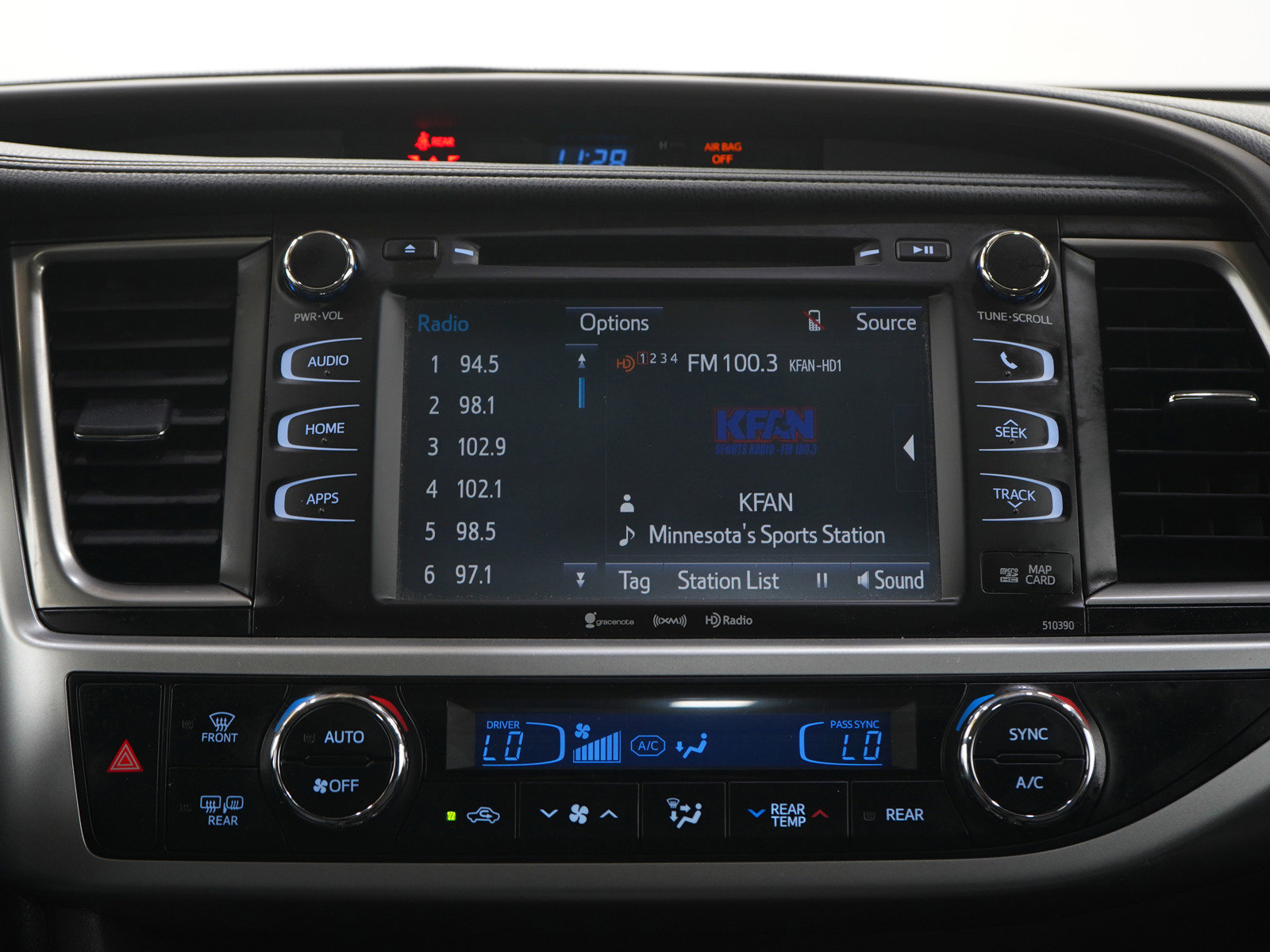 Used 2019 Toyota Highlander XLE AWD/4WD image 20