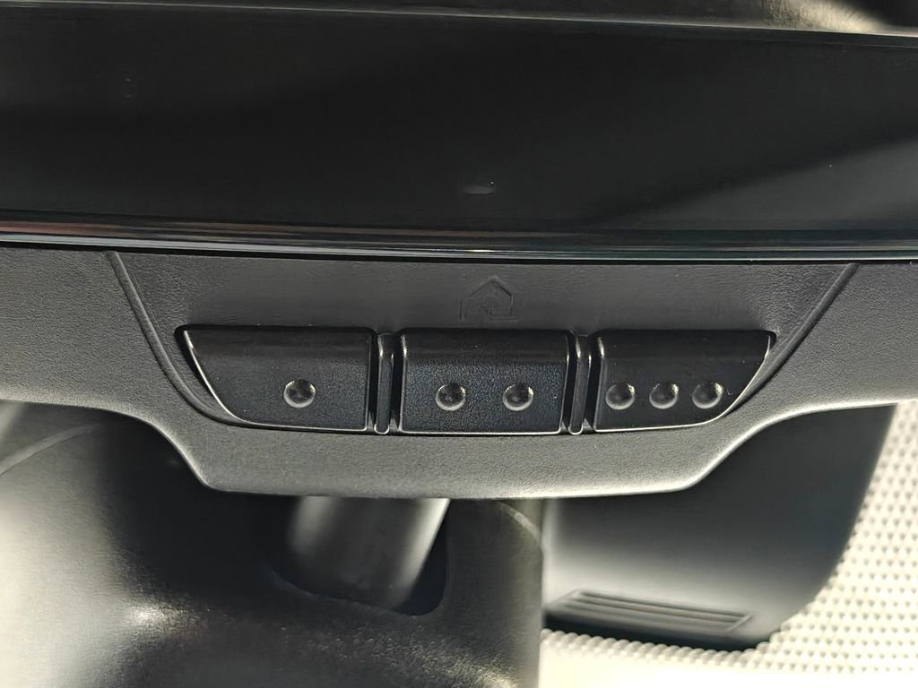 Used 2020 Land Rover Discovery HSE Luxury image 14