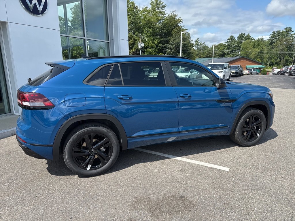 New 2026 Volkswagen Atlas Cross Sport SEL R-Line image 12