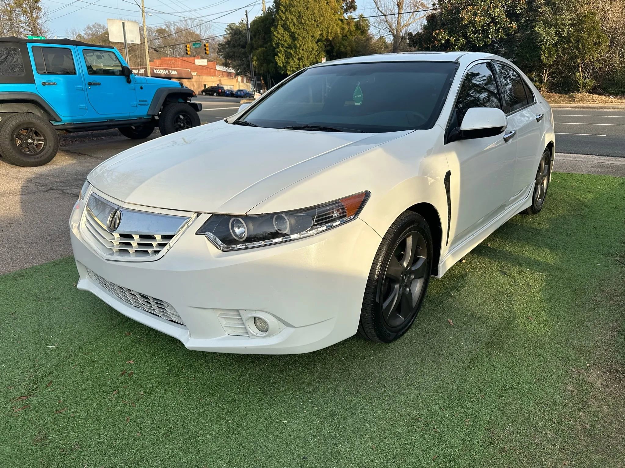 Used 2014 Acura TSX Special Edition image 3