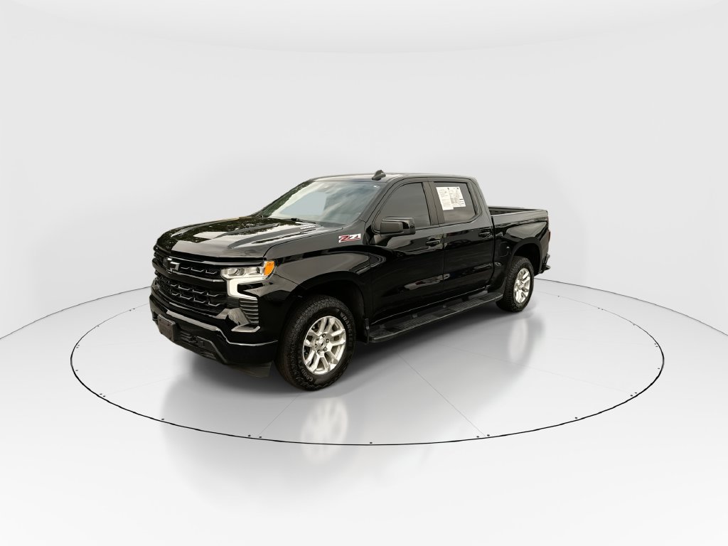 Used 2024 Chevrolet Silverado 1500 RST AWD/4WD image 4
