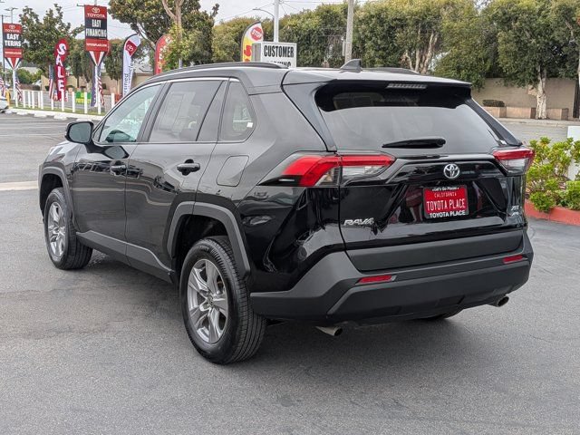 Used 2024 Toyota RAV4 XLE AWD/4WD image 11
