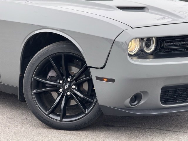 Used 2018 Dodge Challenger SXT w/ Blacktop Package image 2