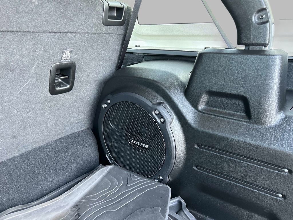 Used 2023 Jeep Wrangler Unlimited Sahara image 15