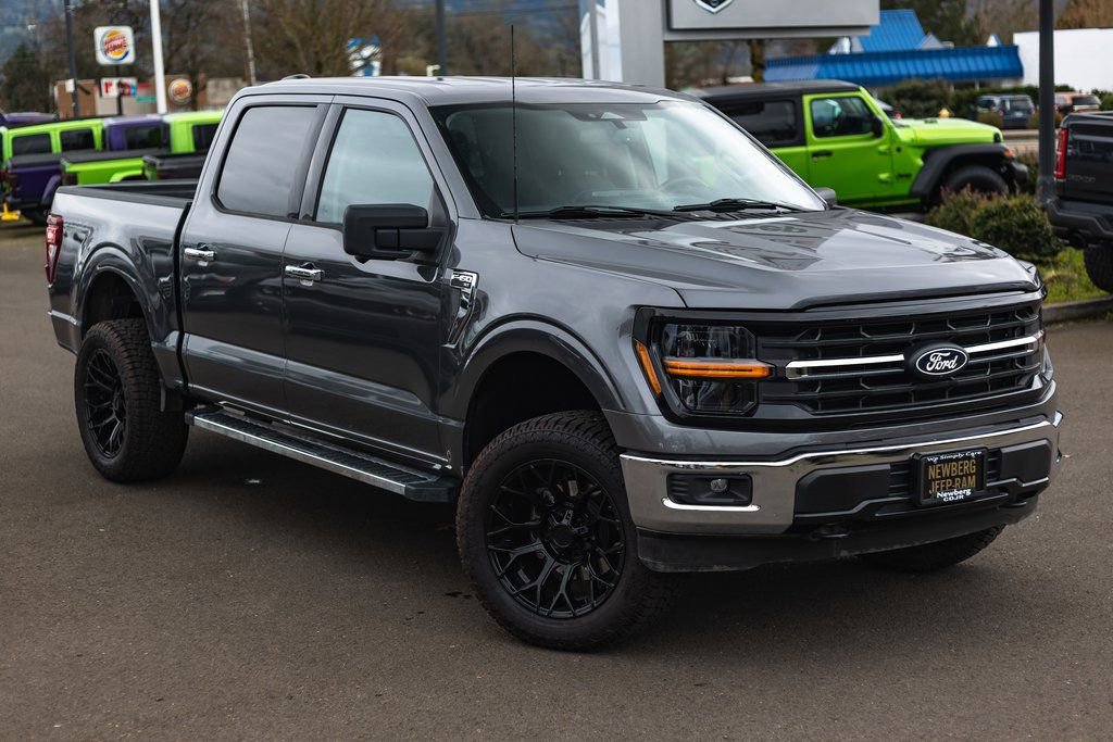Used 2024 Ford F150 XLT AWD/4WD image 2