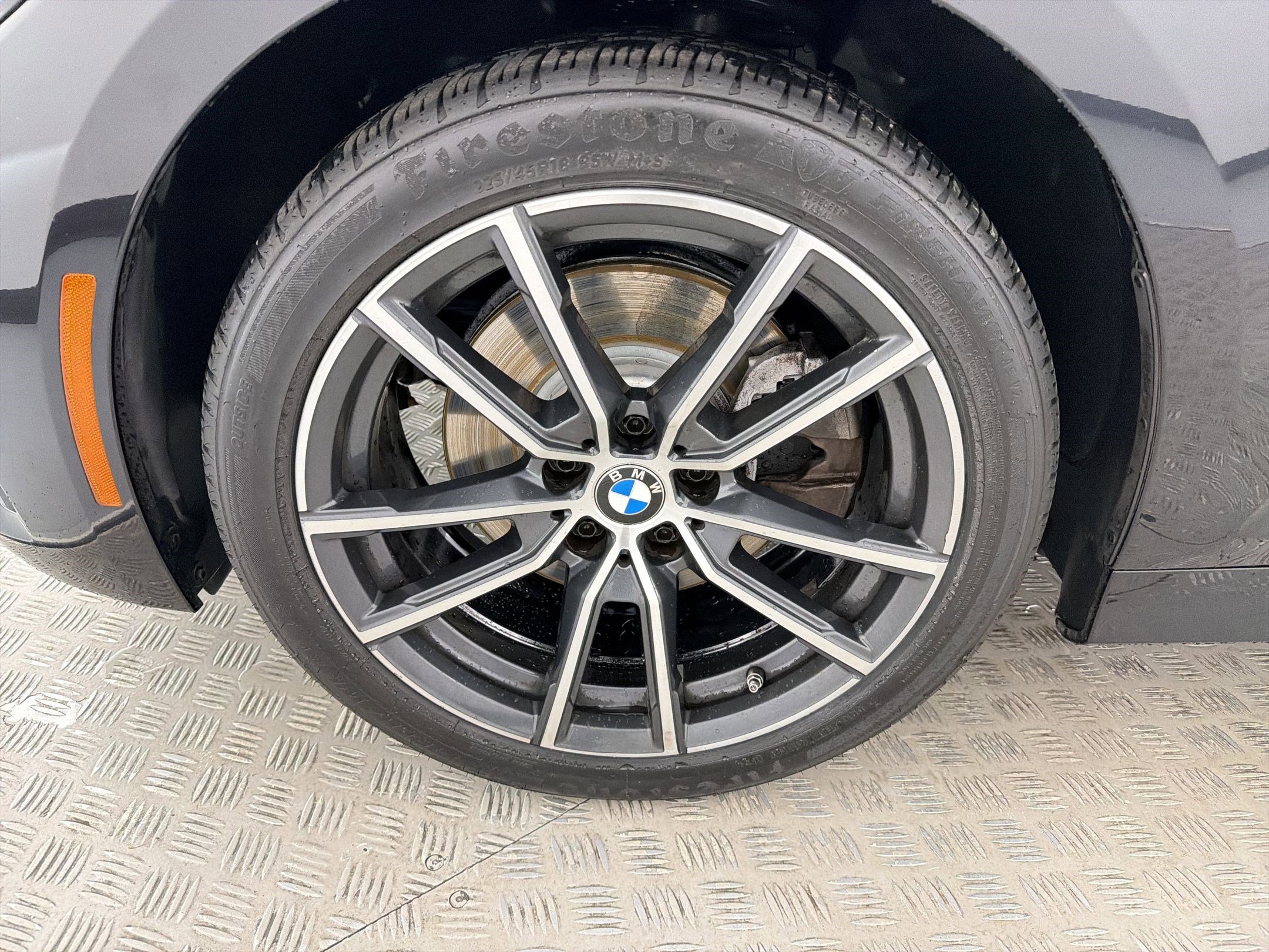 Used 2021 BMW 330i xDrive Sedan w/ Convenience Package image 11