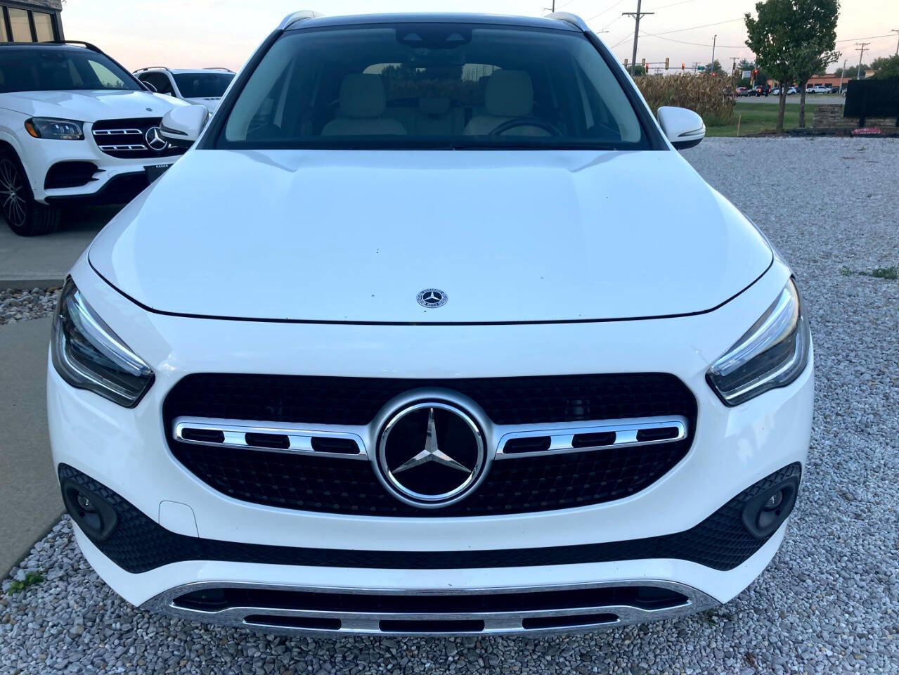 Used 2022 Mercedes-Benz GLA 250 4MATIC image 4