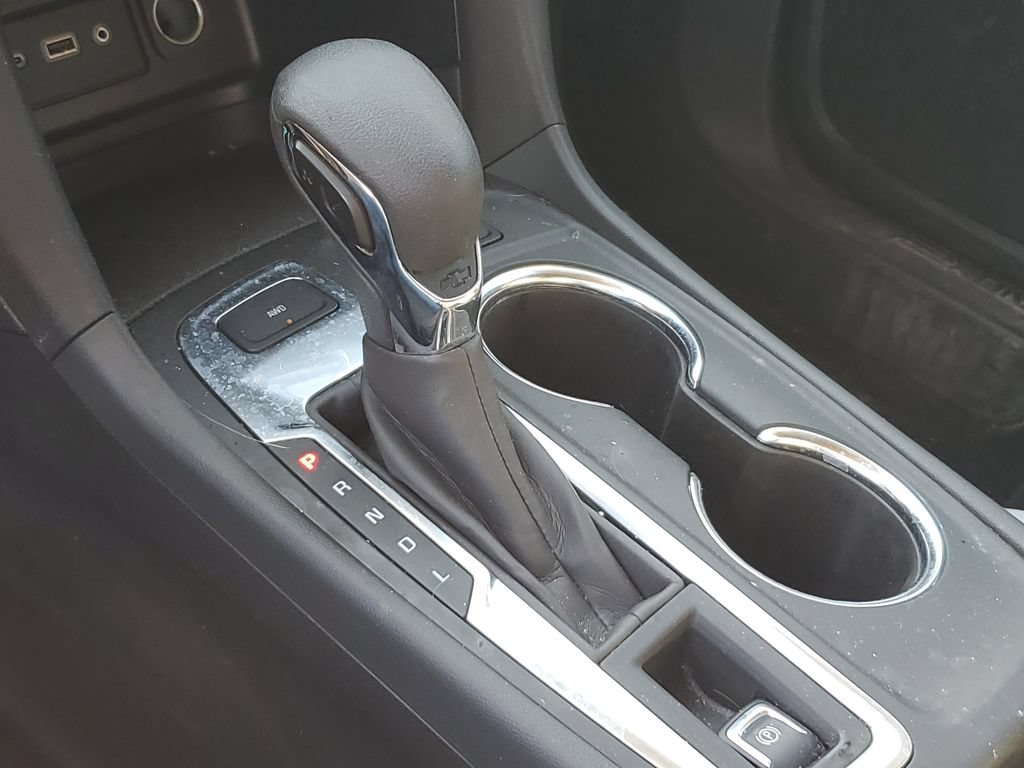 Used 2024 Chevrolet Equinox LT w/ LPO, Floor Liner Package AWD/4WD image 27