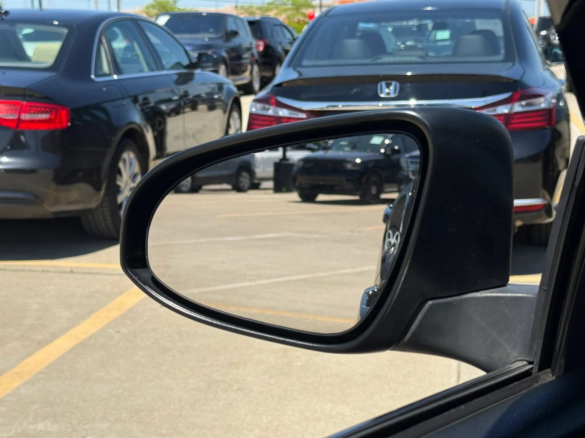 Used 2016 Toyota Camry SE FWD image 35