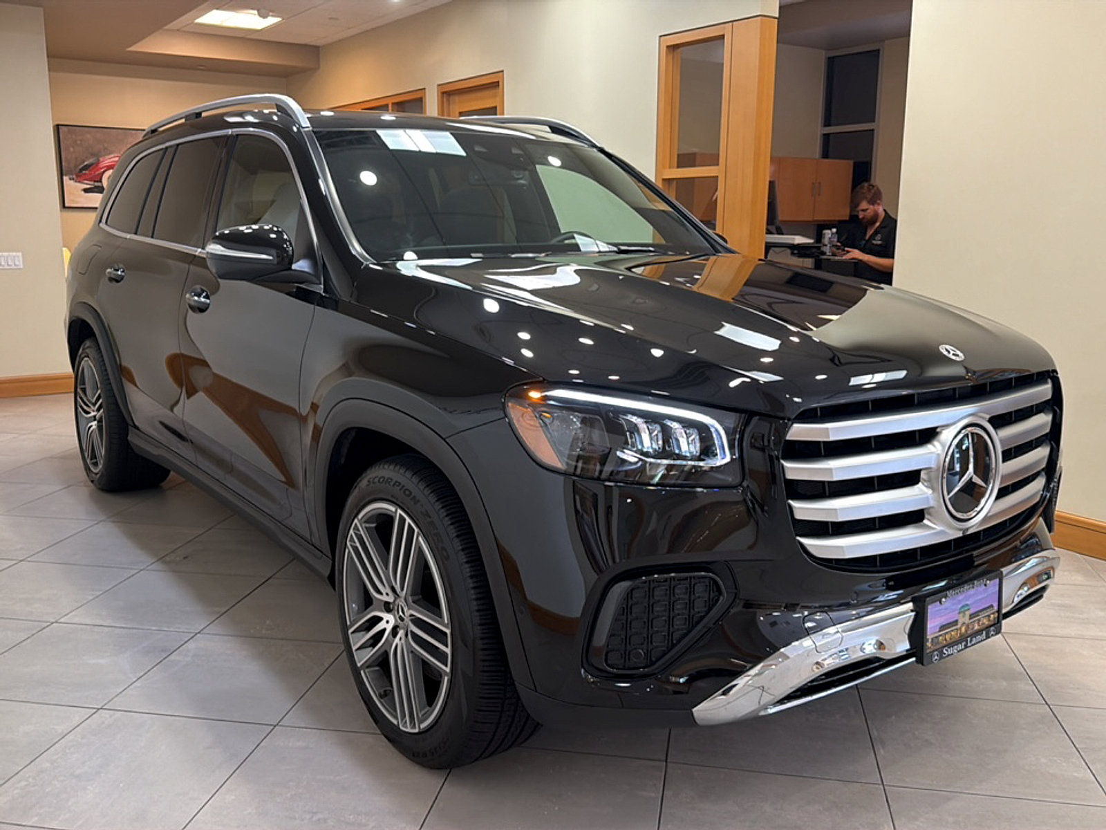 Certified 2025 Mercedes-Benz GLS 450 4MATIC image 2