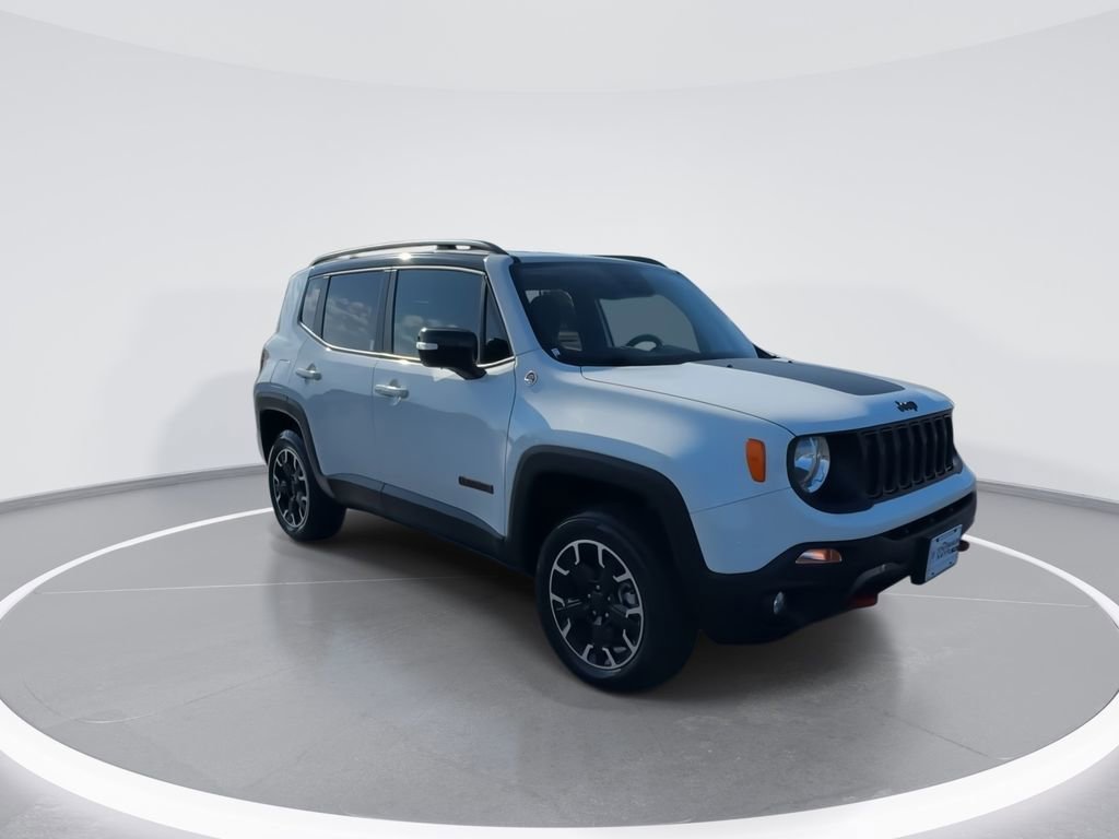 Used 2023 Jeep Renegade Trailhawk image 2