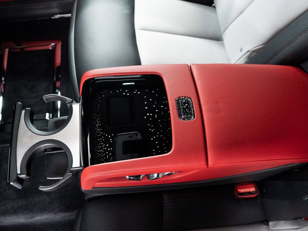 New 2026 Rolls-Royce Phantom Sedan image 27