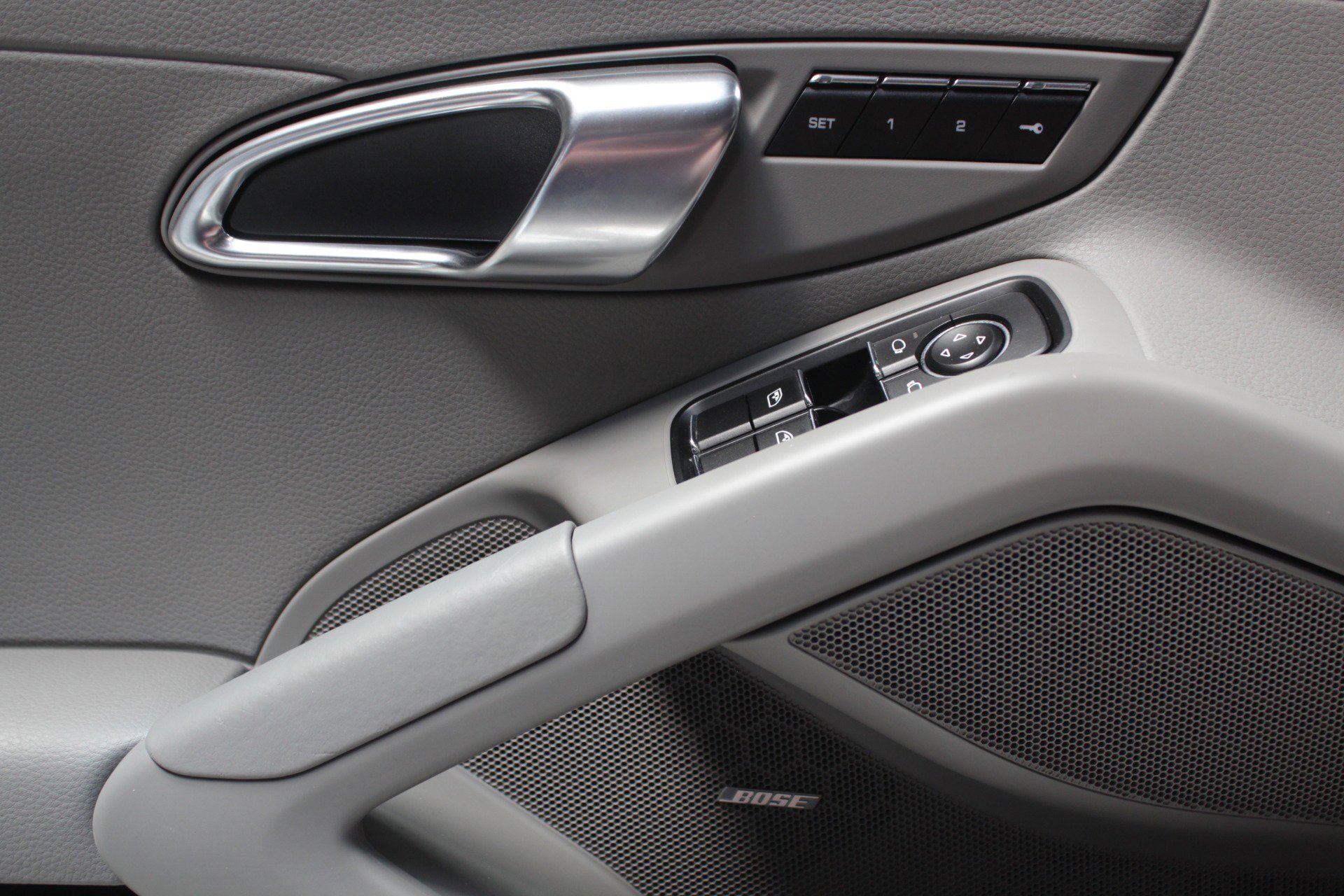 Used 2015 Porsche Cayman RWD image 37